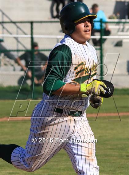 Thumbnail 3 in South Hills vs Covina photogallery.