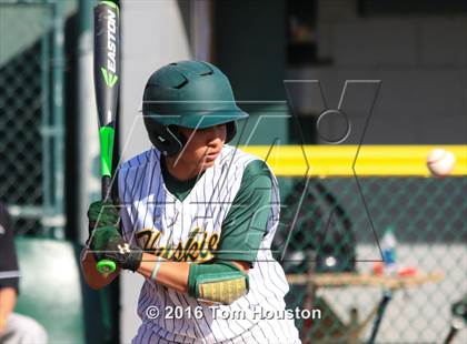 Thumbnail 1 in South Hills vs Covina photogallery.