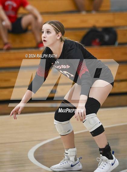 Thumbnail 1 in Orland @ Foothill photogallery.