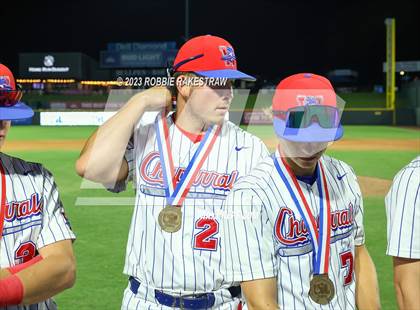 Thumbnail 1 in Westlake vs. Pearland (UIL 6A Baseball State Semifinal Medal Ceremony) photogallery.
