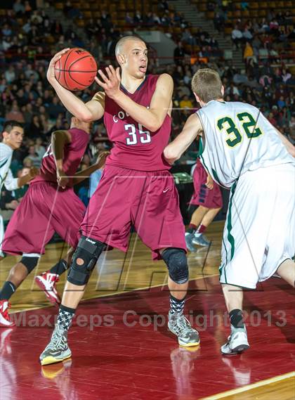 Thumbnail 3 in Mountain Vista vs. Cherokee Trail (CHSAA 5A Great 8) photogallery.