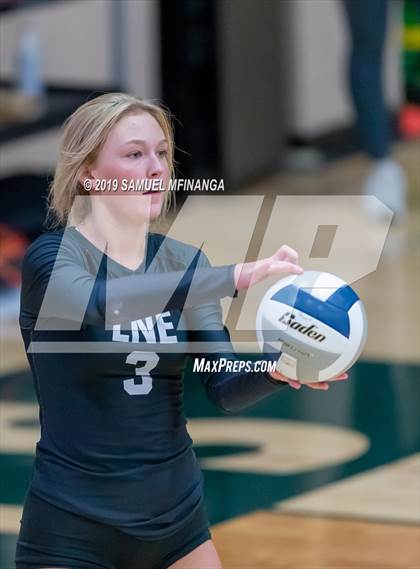 Thumbnail 2 in Lincoln Northeast vs. North Star photogallery.
