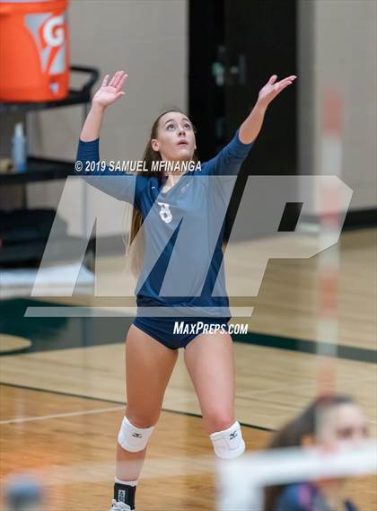 Thumbnail 2 in Lincoln Northeast vs. North Star photogallery.