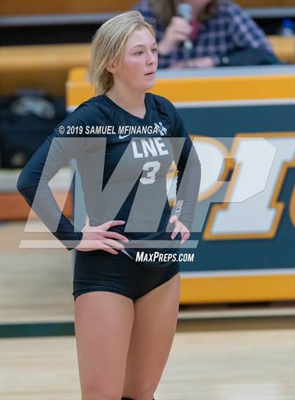 Thumbnail 3 in Lincoln Northeast vs. North Star photogallery.