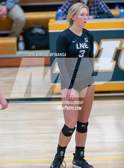 Thumbnail 1 in Lincoln Northeast vs. North Star photogallery.