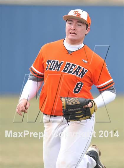 Thumbnail 2 in Tom Bean @ Leonard (Leonard Tournament) photogallery.