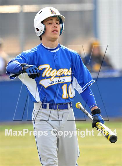 Thumbnail 1 in Tom Bean @ Leonard (Leonard Tournament) photogallery.