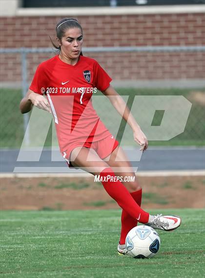 Thumbnail 2 in Hickory Ridge @ South Mecklenburg (NCHSAA 4A Round 1) photogallery.
