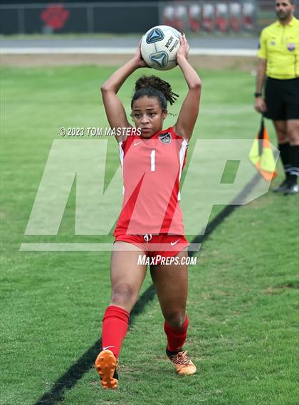 Thumbnail 3 in Hickory Ridge @ South Mecklenburg (NCHSAA 4A Round 1) photogallery.
