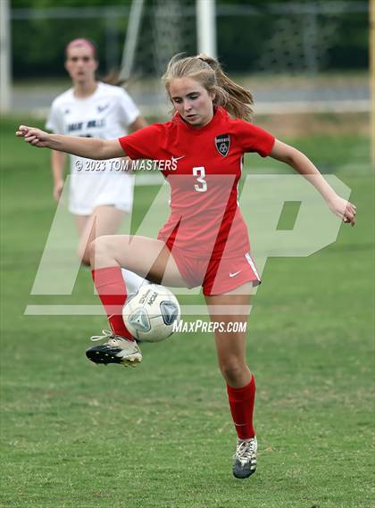 Thumbnail 2 in Hickory Ridge @ South Mecklenburg (NCHSAA 4A Round 1) photogallery.