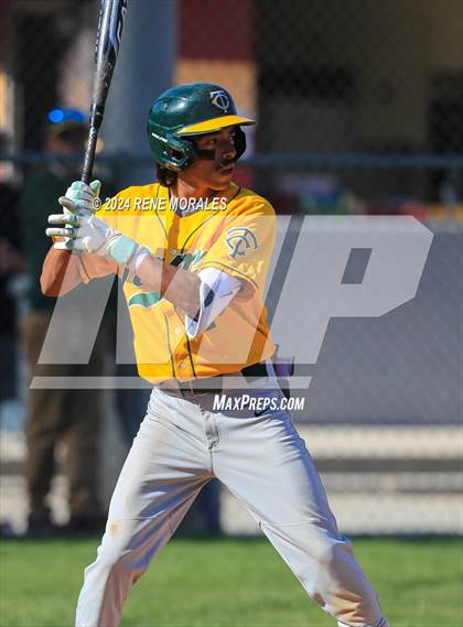 Thumbnail 3 in Temple City vs La Canada photogallery.