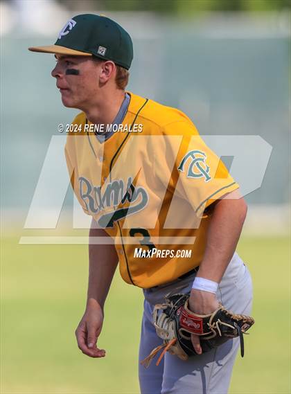 Thumbnail 1 in Temple City vs La Canada photogallery.