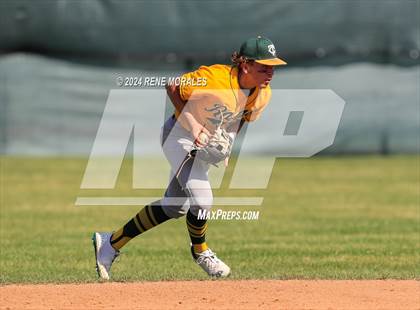 Thumbnail 1 in Temple City vs La Canada photogallery.