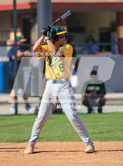 Thumbnail 2 in Temple City vs La Canada photogallery.