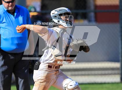 Thumbnail 2 in Temple City vs La Canada photogallery.