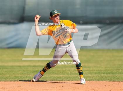 Thumbnail 3 in Temple City vs La Canada photogallery.