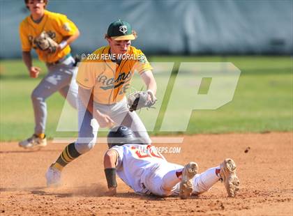 Thumbnail 3 in Temple City vs La Canada photogallery.