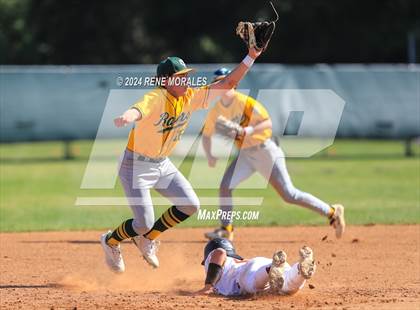 Thumbnail 1 in Temple City vs La Canada photogallery.