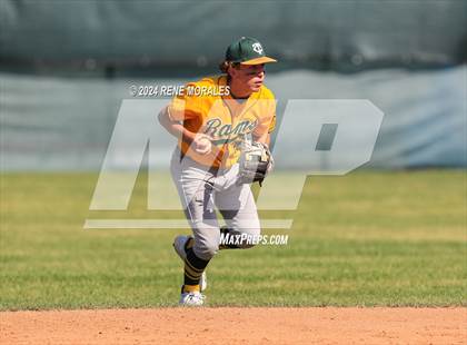 Thumbnail 2 in Temple City vs La Canada photogallery.