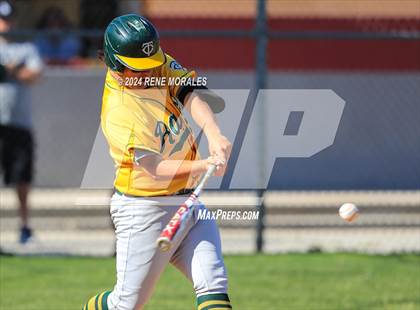 Thumbnail 3 in Temple City vs La Canada photogallery.