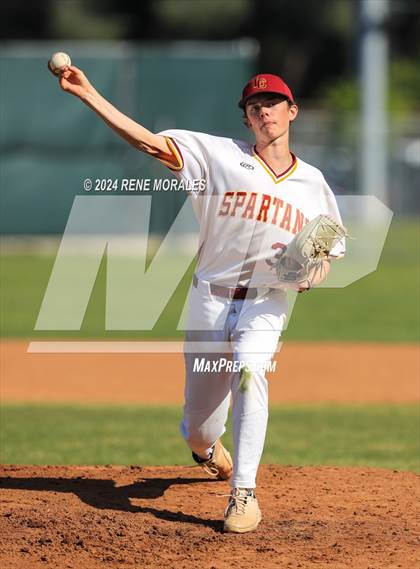 Thumbnail 1 in Temple City vs La Canada photogallery.