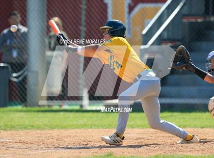 Thumbnail 2 in Temple City vs La Canada photogallery.