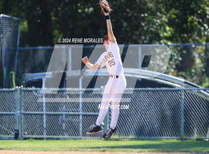 Thumbnail 3 in Temple City vs La Canada photogallery.