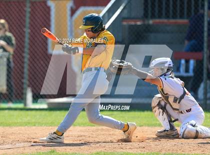 Thumbnail 2 in Temple City vs La Canada photogallery.