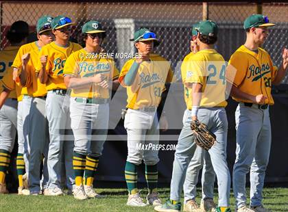 Thumbnail 3 in Temple City vs La Canada photogallery.