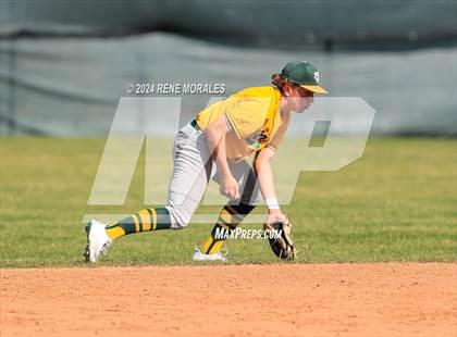 Thumbnail 3 in Temple City vs La Canada photogallery.