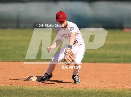 Thumbnail 3 in Temple City vs La Canada photogallery.