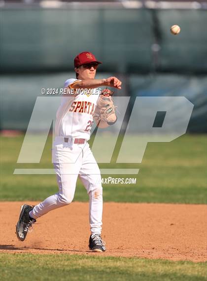Thumbnail 3 in Temple City vs La Canada photogallery.