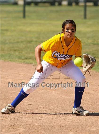 Thumbnail 1 in South Hills @ Charter Oak photogallery.