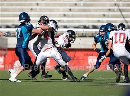 Thumbnail 3 in Hurricane vs. Juan Diego Catholic (3A State Final) photogallery.