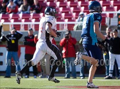 Thumbnail 2 in Hurricane vs. Juan Diego Catholic (3A State Final) photogallery.