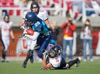 Thumbnail 1 in Hurricane vs. Juan Diego Catholic (3A State Final) photogallery.