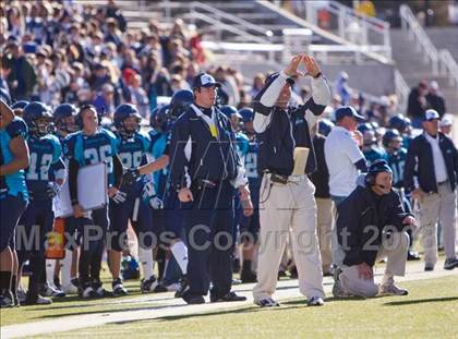 Thumbnail 2 in Hurricane vs. Juan Diego Catholic (3A State Final) photogallery.