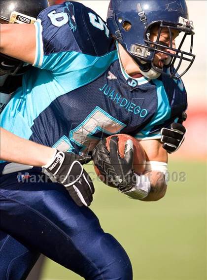 Thumbnail 1 in Hurricane vs. Juan Diego Catholic (3A State Final) photogallery.