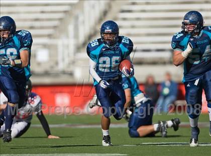 Thumbnail 1 in Hurricane vs. Juan Diego Catholic (3A State Final) photogallery.