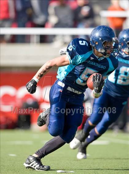 Thumbnail 1 in Hurricane vs. Juan Diego Catholic (3A State Final) photogallery.
