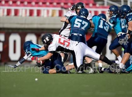 Thumbnail 1 in Hurricane vs. Juan Diego Catholic (3A State Final) photogallery.