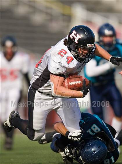 Thumbnail 2 in Hurricane vs. Juan Diego Catholic (3A State Final) photogallery.