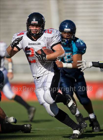 Thumbnail 3 in Hurricane vs. Juan Diego Catholic (3A State Final) photogallery.