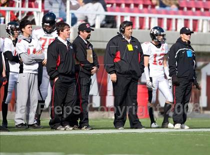 Thumbnail 2 in Hurricane vs. Juan Diego Catholic (3A State Final) photogallery.