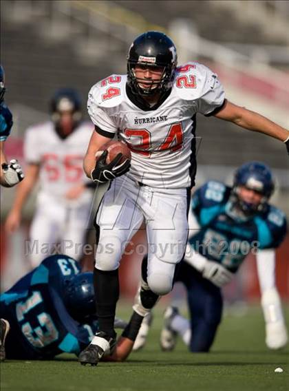 Thumbnail 3 in Hurricane vs. Juan Diego Catholic (3A State Final) photogallery.