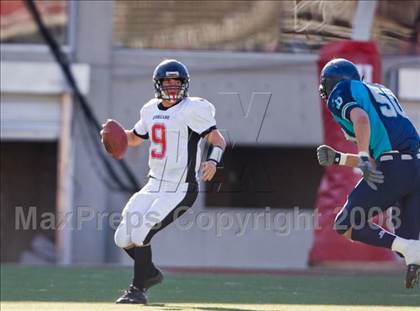 Thumbnail 1 in Hurricane vs. Juan Diego Catholic (3A State Final) photogallery.