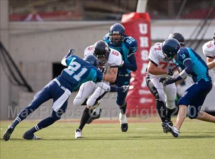 Thumbnail 2 in Hurricane vs. Juan Diego Catholic (3A State Final) photogallery.