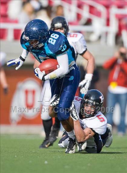 Thumbnail 3 in Hurricane vs. Juan Diego Catholic (3A State Final) photogallery.
