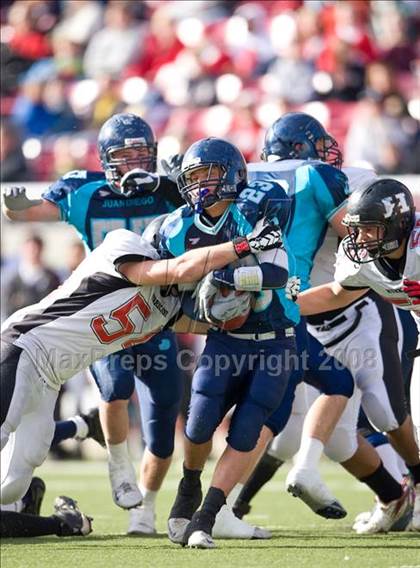 Thumbnail 1 in Hurricane vs. Juan Diego Catholic (3A State Final) photogallery.