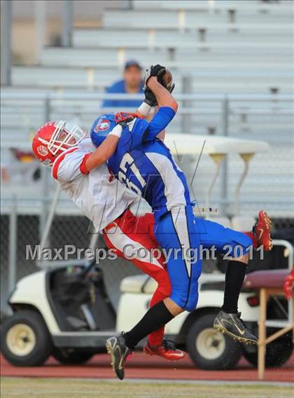Thumbnail 1 in Camp Verde vs. St. Johns (AIA D5 Quarterfinal) photogallery.